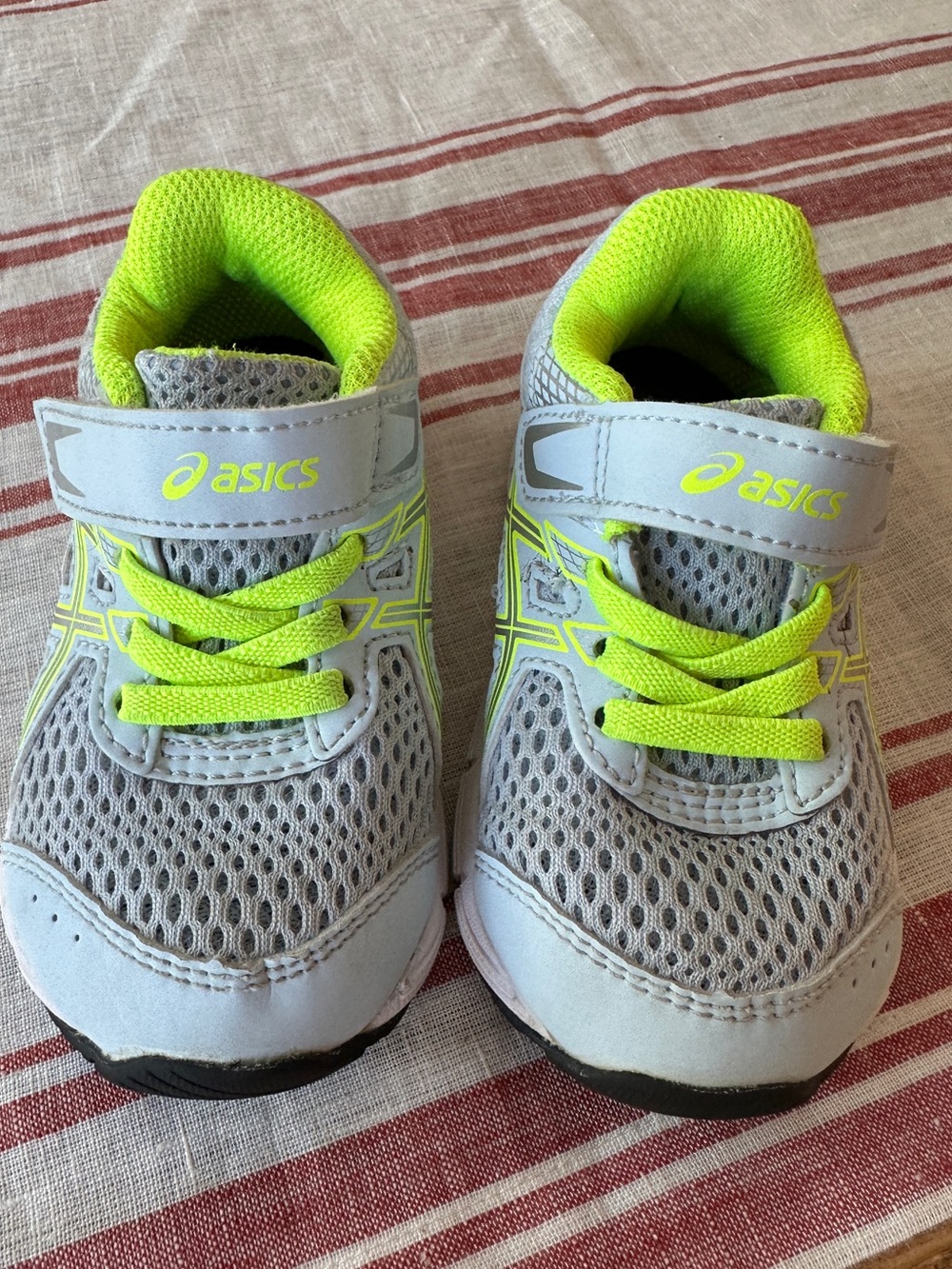 Asics Gel Contend Toddlers Sz.5
